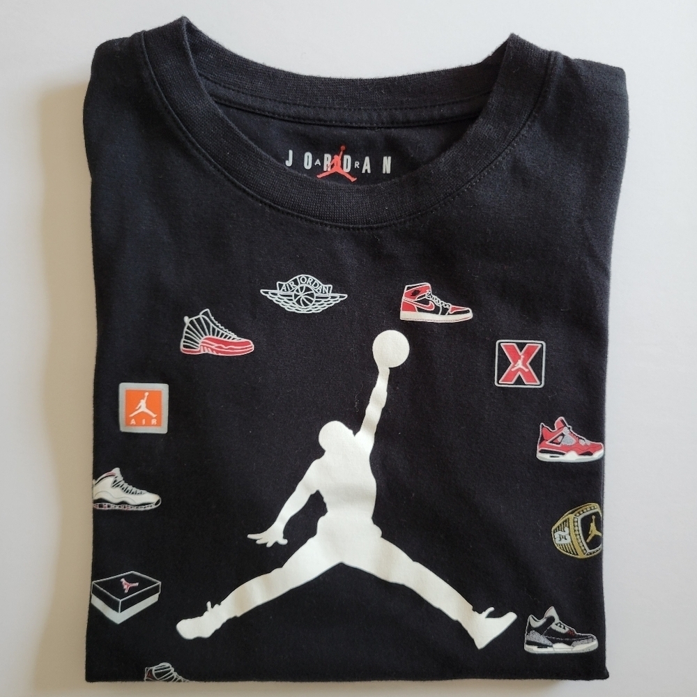 Boys Air Jordan Short Sleeve Tee.